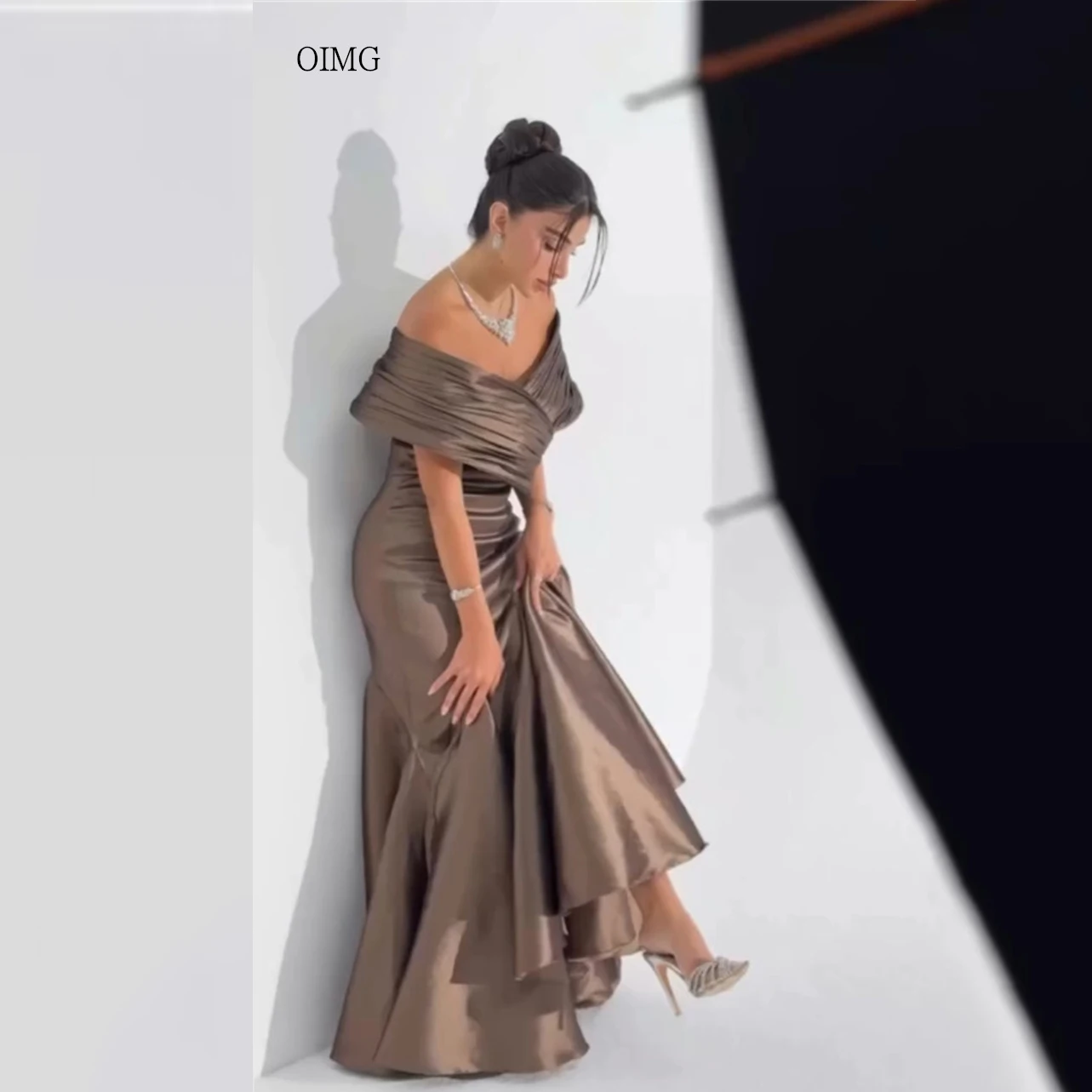 

OIMG Vintage Off The Shoulder Mermaid Prom Gowns Saudi Backless Party Gown Floor Length Evening Dress vestido de gala Customized
