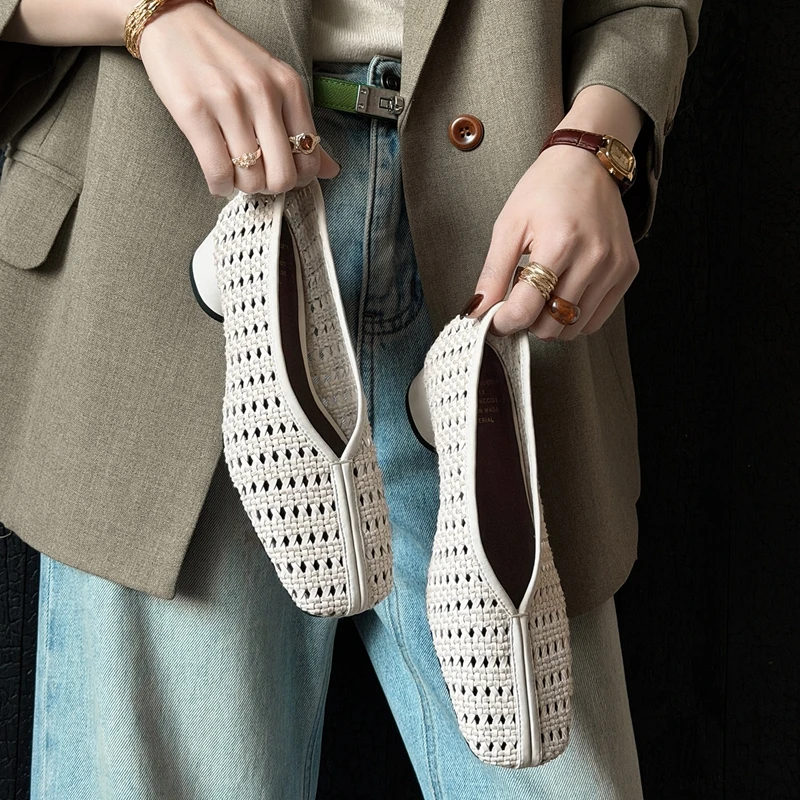 

Women's new genuine leather sheepskin square toe retro mid heel French hollow weave breathable fashion single shoe