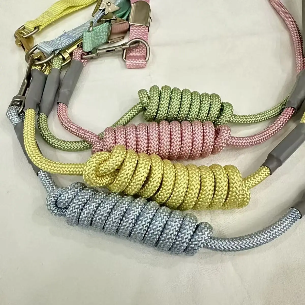 

Dog Adjustable No-Pull Collar Durable Walking Clip Pet Leash Puppy Anti-Escape Lightweight Waterproof Harness Harness Reflective