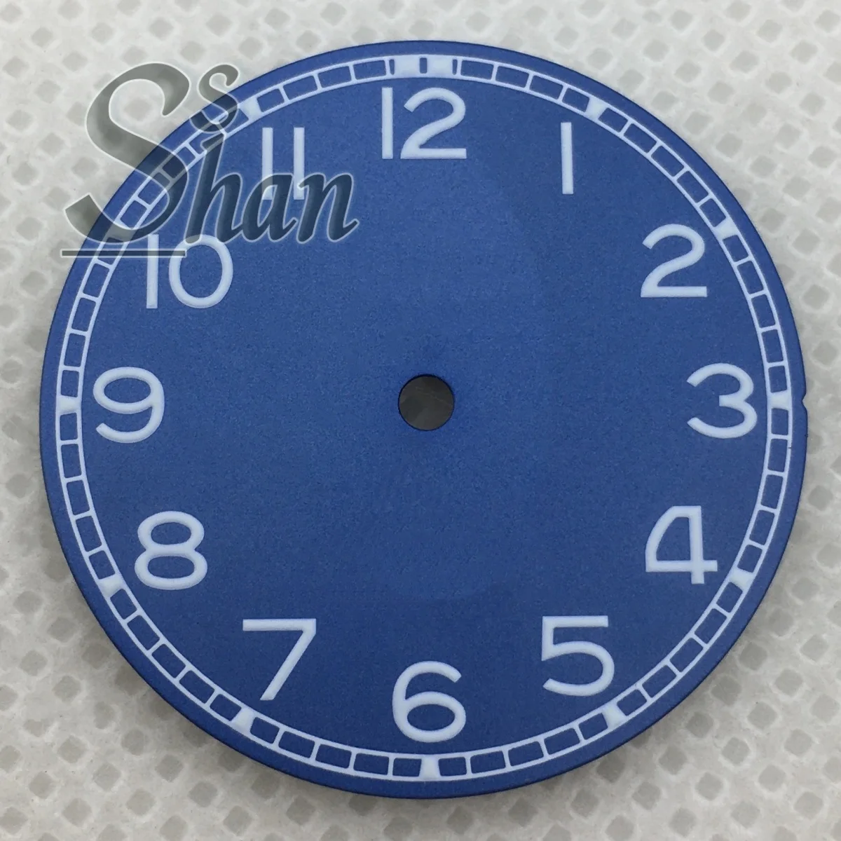 

29mm Arabic numeral dial with blue luminescence is suitable for the NH34 NH35 NH36 ETA28362824 Miyota 8205 Pearl DG2813 movement