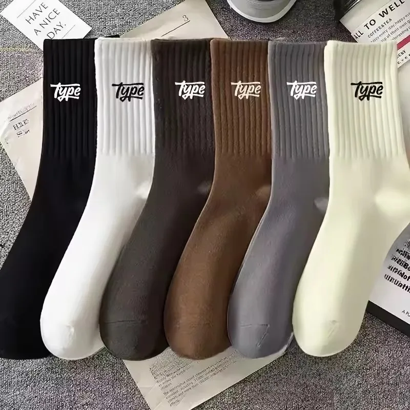 5er-Pack modische Crew-Socken für Herren, atmungsaktives Polyester, geruchshemmend, feuchtigkeitsableitend, bequemer Strick mit gerippten Bündchen