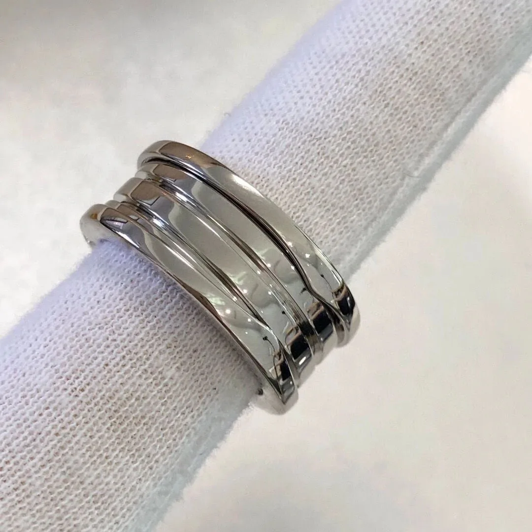 New Titanium Steel Spring Men'sAnd Women's Rings, High-End luxury Jewelry. Favorite Party gifts For Both Men And Women