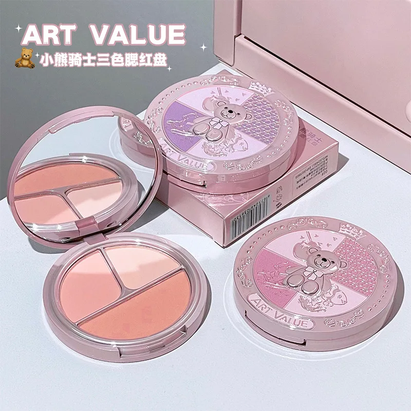 Bear Knight Fard in polvere a tre colori Piatto rosso Delicato a lunga durata Impermeabile Trucco naturale Effetto Trucco Fard Pesca