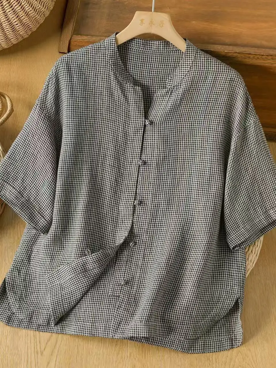 

Рубашка в клетку свободного кроя для женщин больших размеров, модная, художественная, в стиле ретро, универсальная, корейский/японский бренд, с коротким рукавом, воротник-стойка