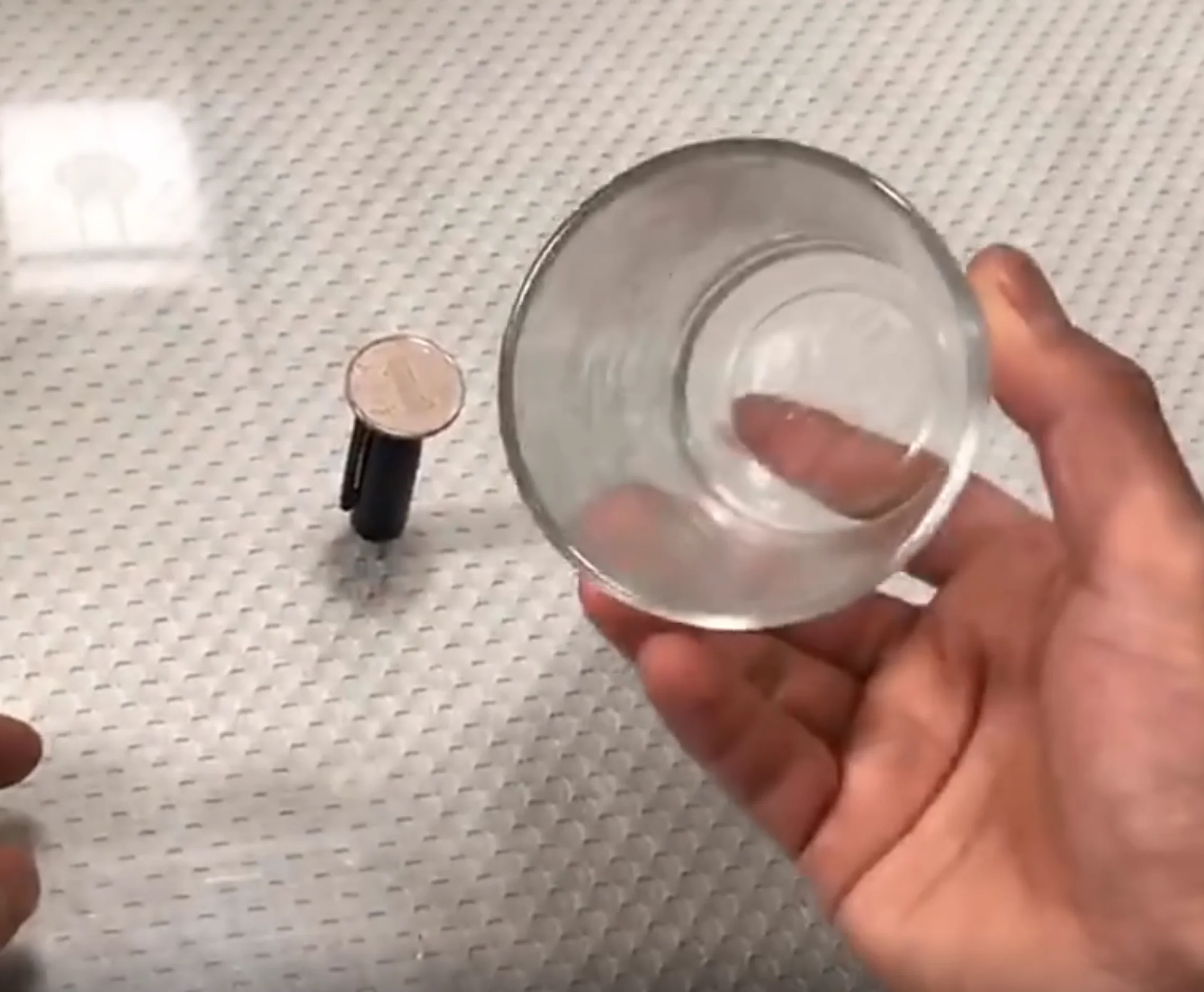 Telekinesis Sharpie Cap Magic Tricks Coin Fall Off The Cap Close 