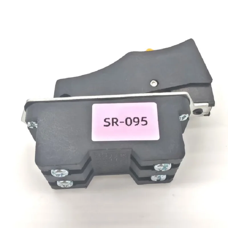 Sr-095 Подходит для переключателей угловой шлифовальной машины Sth Dka-10 и размеров имеют такие же и универсально.