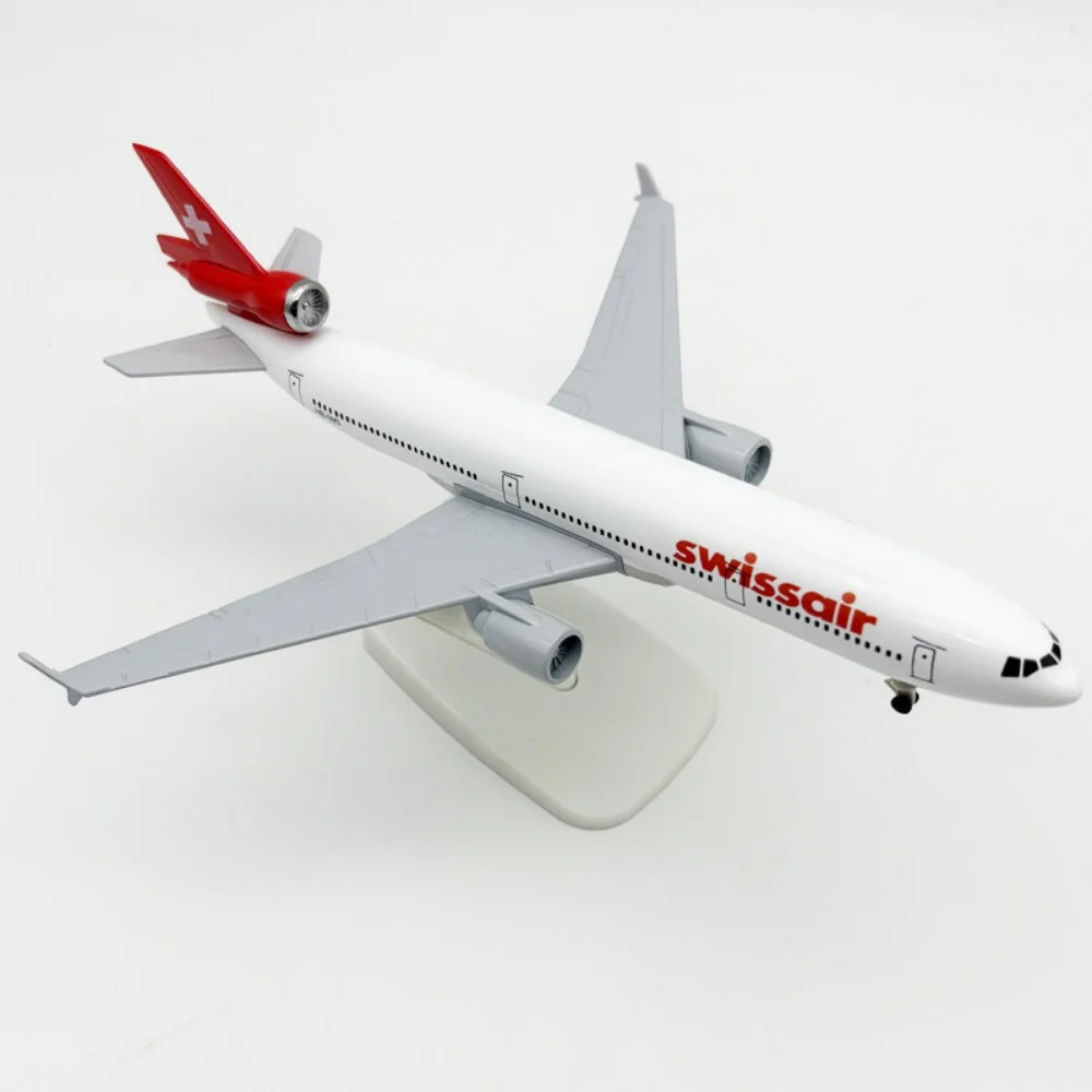 20cm Swiss Air MD-11 Metal Plane Model Diecast Scale Aircraft With Bracket Miniature Airplane Decoration Home Enthusiast Gift
