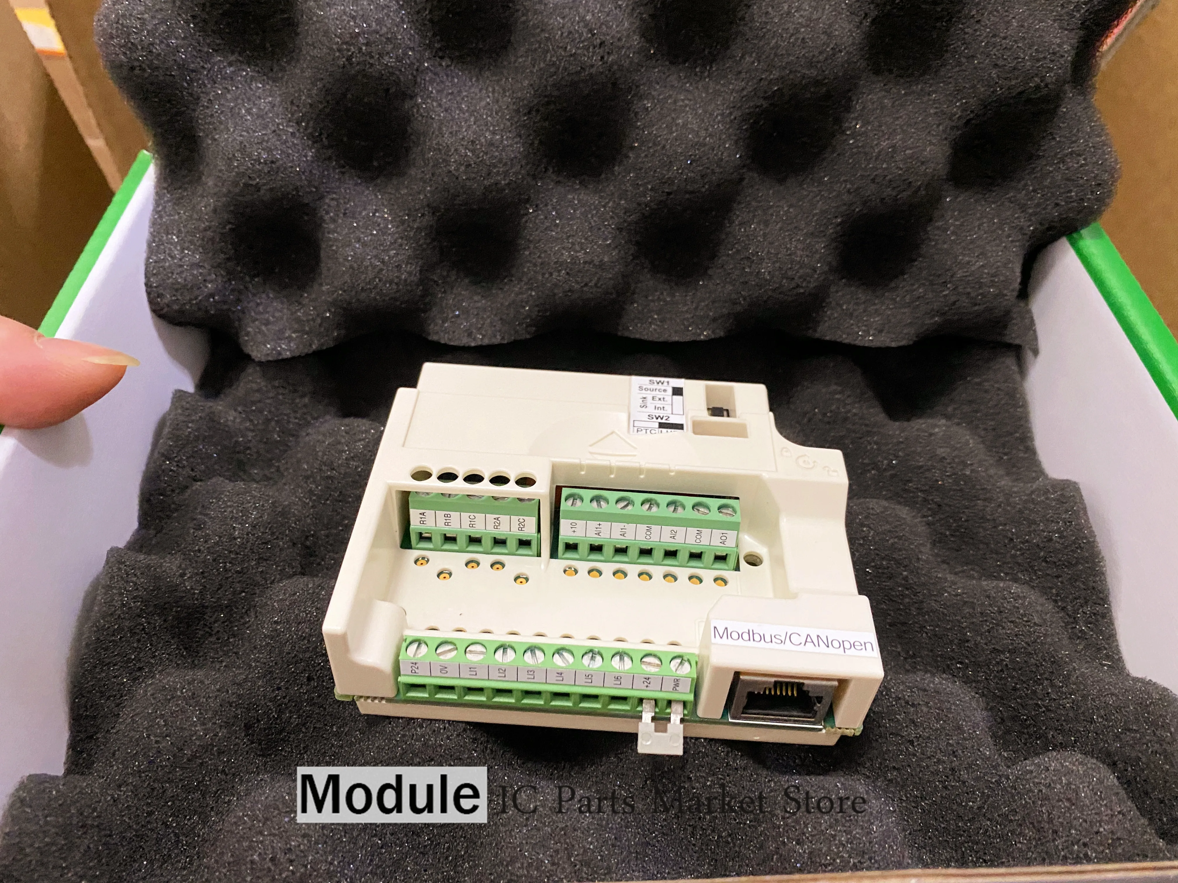 

Original new VX4A1104 I/O inverter board (for ATV71/ATV61)