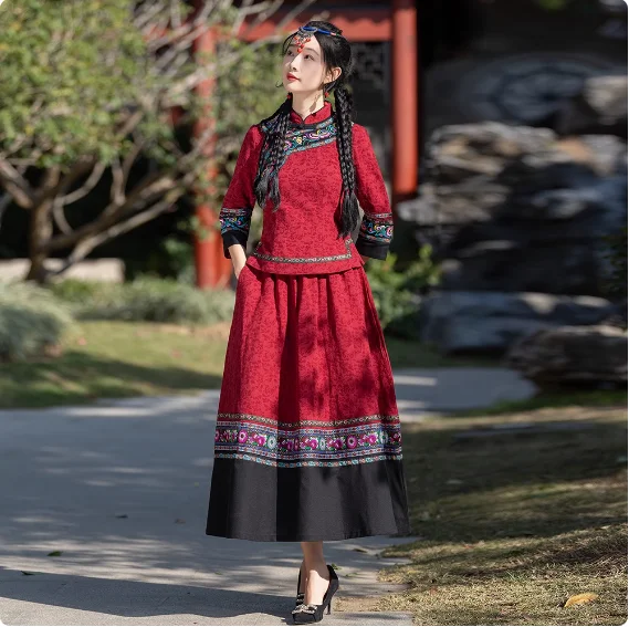 

Chinese Ethnic Style Hmong Women's Retro Standing Collar Button Top Skirt Set