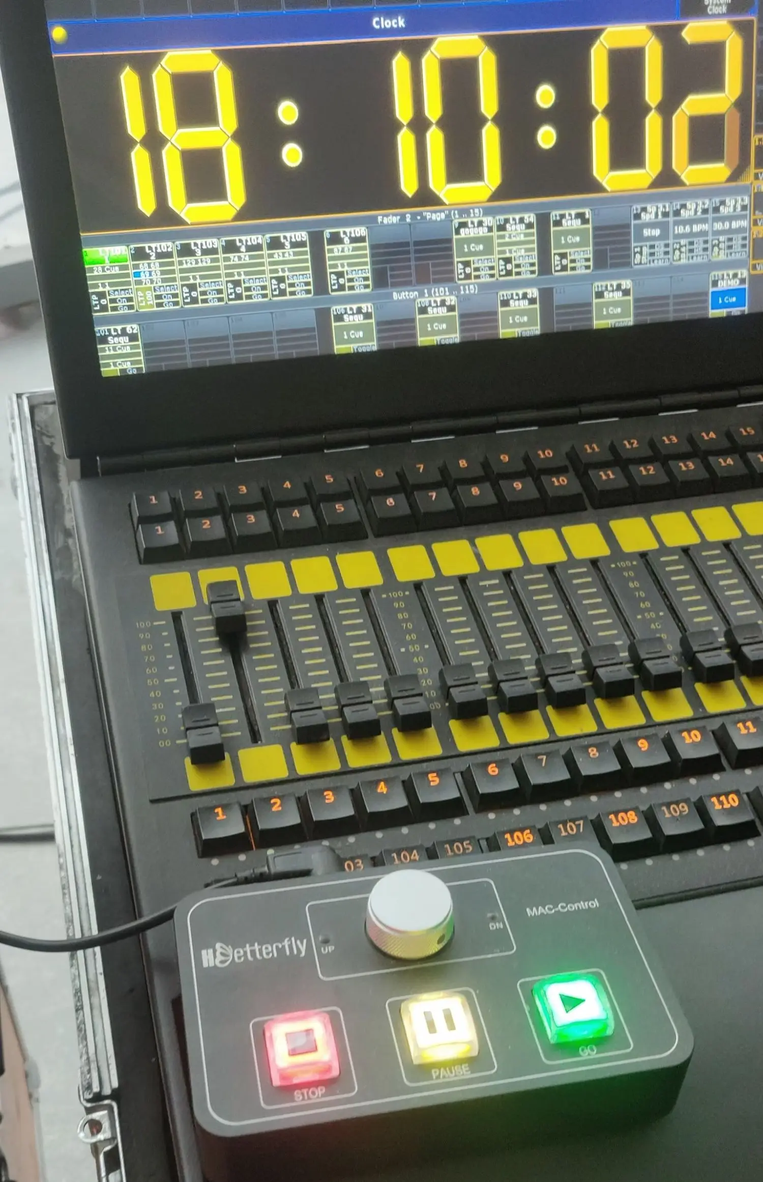 MAC-Control QLAB-software muziek afspelen midi-controller hot backup-prestaties