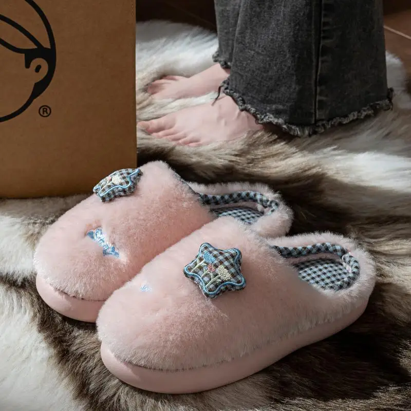 Women Cute Star Design Fluffy House Slippers Winter 2026 Warm Short Plush Indoor Slippers Soft Sole Platform Non Slip Home Shoes