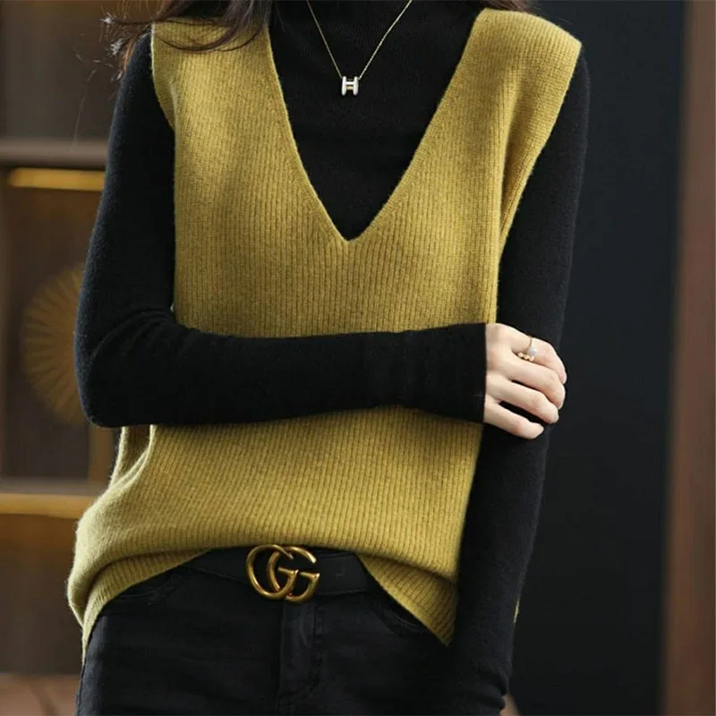 

Korea Fashion Women New Knitted Sweaters Vest Spring Autumn Loose Coat Vintage V-neck Solid Casual Sleeveless Pullover Tops 2023