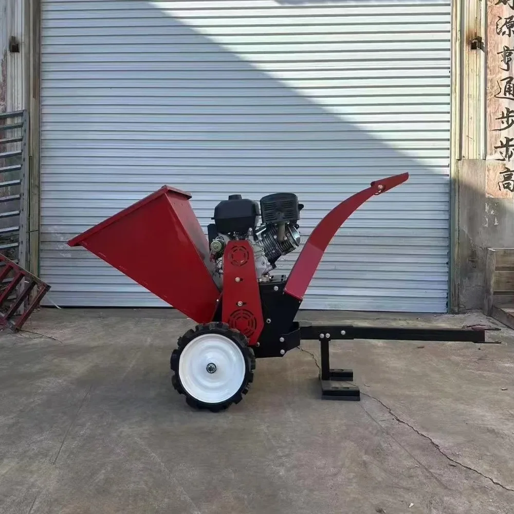 Portable Garden Branch Grinder Small Wood Grinder Equipped with Engine