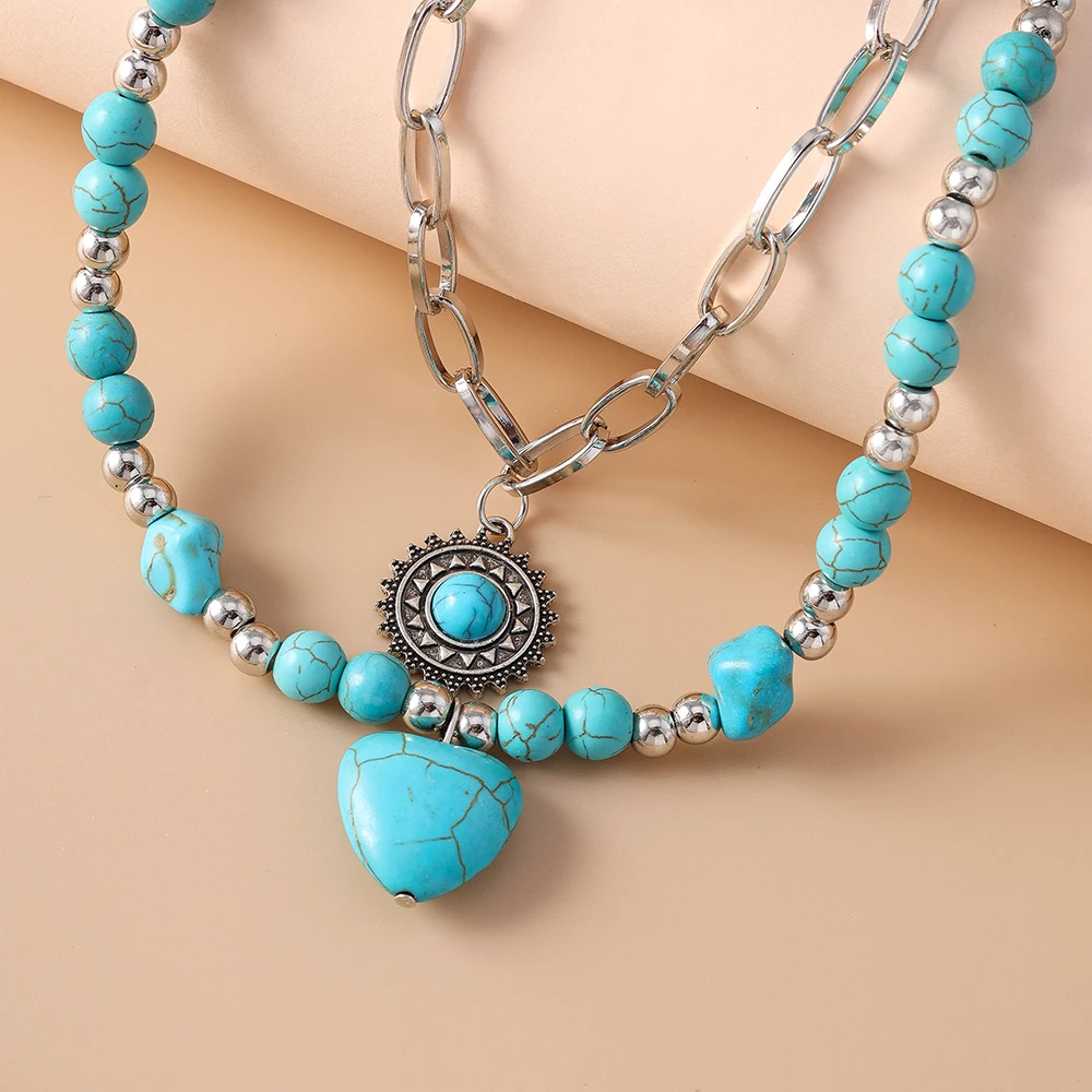2pcs Ethnic Turquoise Necklace for Women Handmade Beaded Heart Necklaces Pendant Party Holiday Jewelry Gifts
