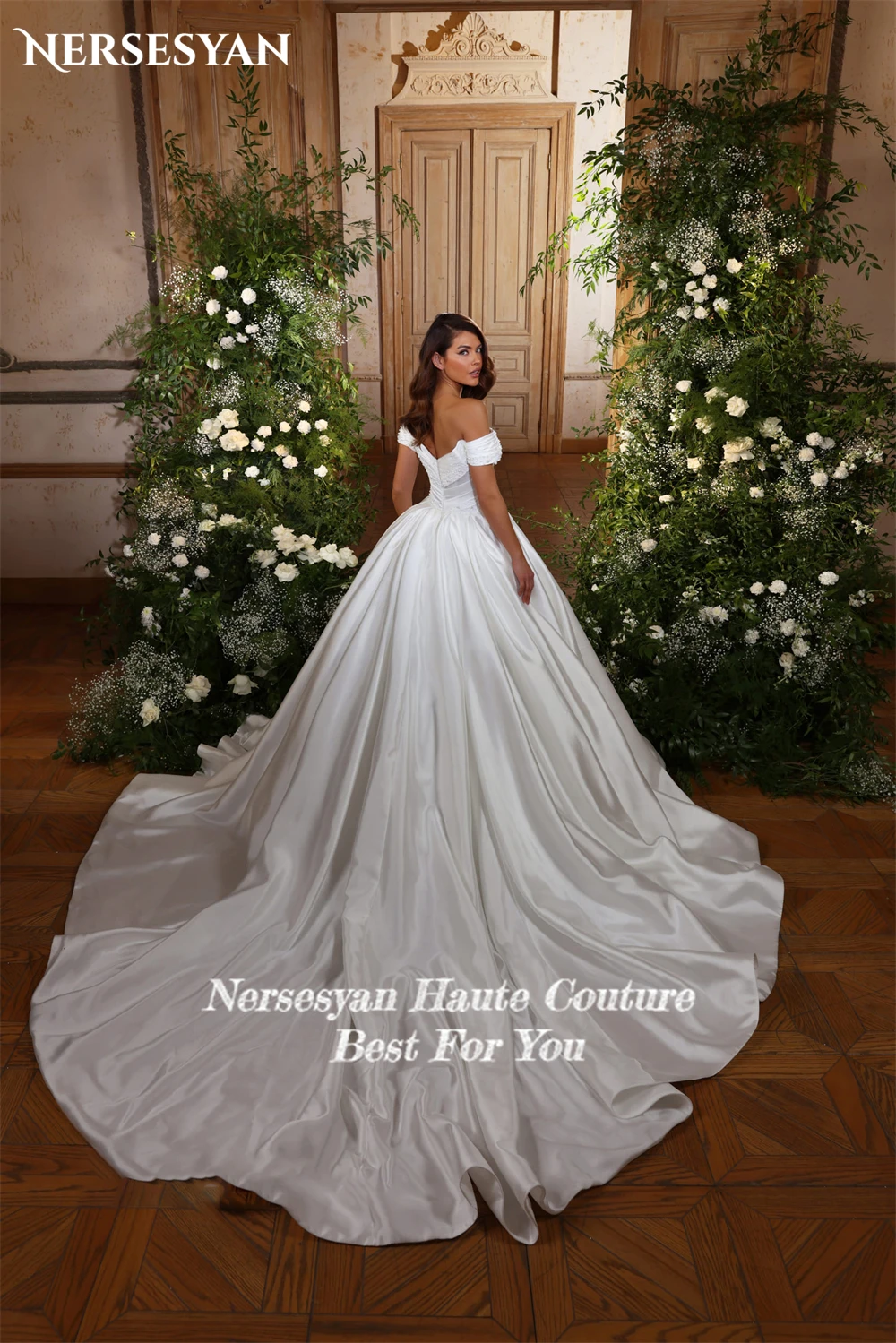 Nersesyan Vintage Glitter Wedding Dresses A-Line Pleats Off Shoulder Beading Bridal Gowns Backless Princess Pure Bride Dress