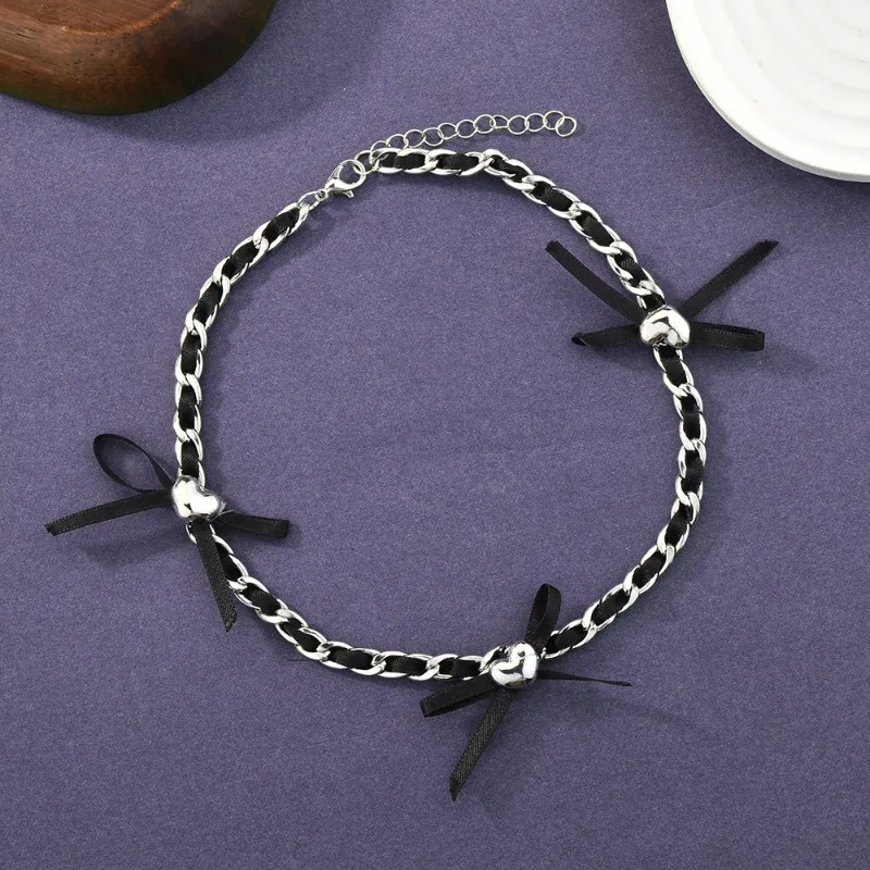 

Heart-shaped bow metal necklace for ladies, leather butterfly necklace