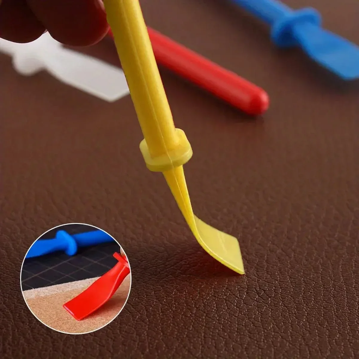 

Polypropylene Spatula with Painting Scraper, Glue Applicator Stick, DIY Craft, Suitable for Art and Faux Leather Projects, 1Pc