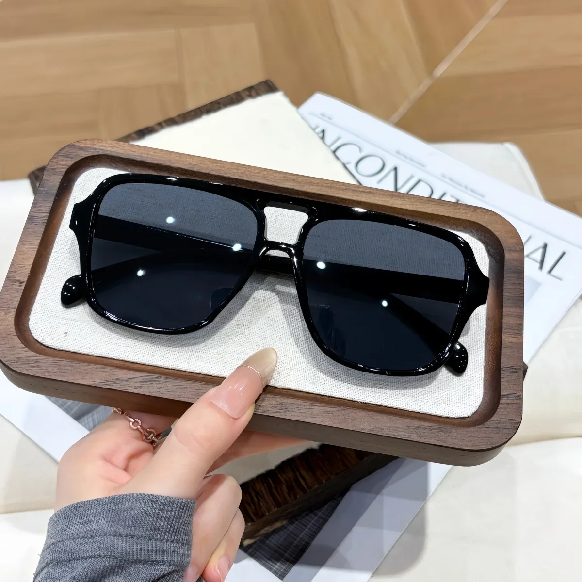 1Pc European and American Retro Style Fashionable Sunglasses for Men and Women, Trendy and Versatile for Summer Sun Protection