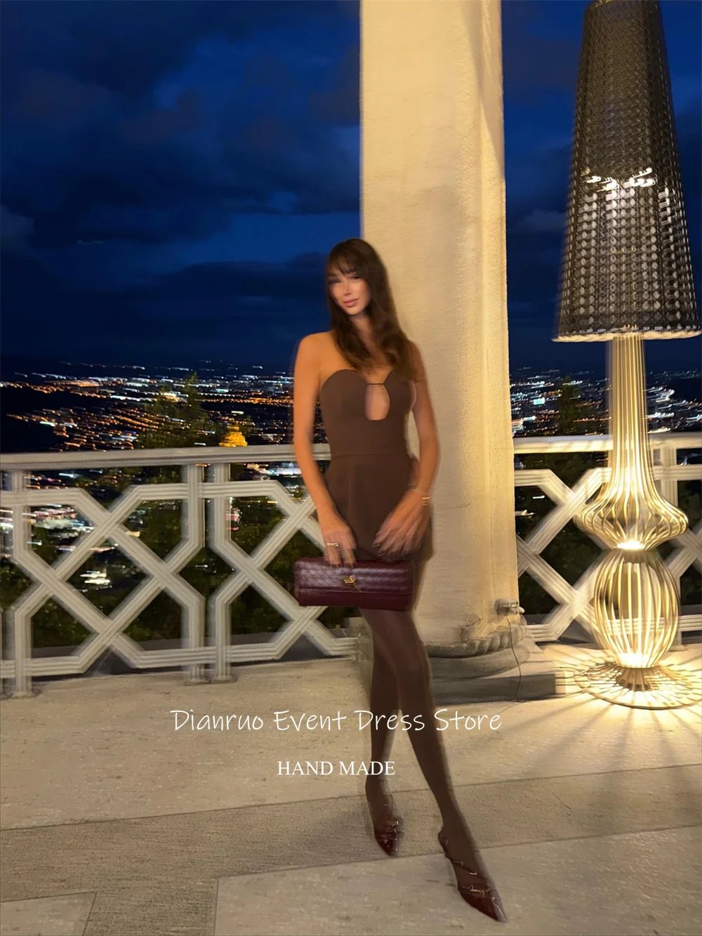 فستان Dianruo من الساتان البني للحفلات الراقصة بفتحة المفتاح من فيستدوس دي بودا بارا فييستاس صغير برباط من الخلف مثير فيستدو دي غالا مخصص