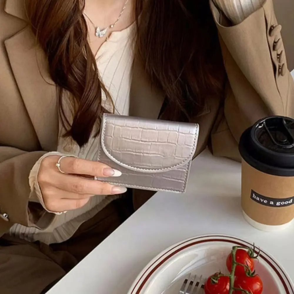 

Creative Ins Style Crocodile Wallets Solid Color Magnetic Buckle Coin Purses PU Leather Short Card Bag Outdoor