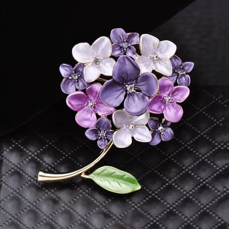 RetroGem Jewelry Creative Literary Purple Hydrangea Plant Flower Brooch for Ladies 2024 Western Pin Sweater Brooch Accessories