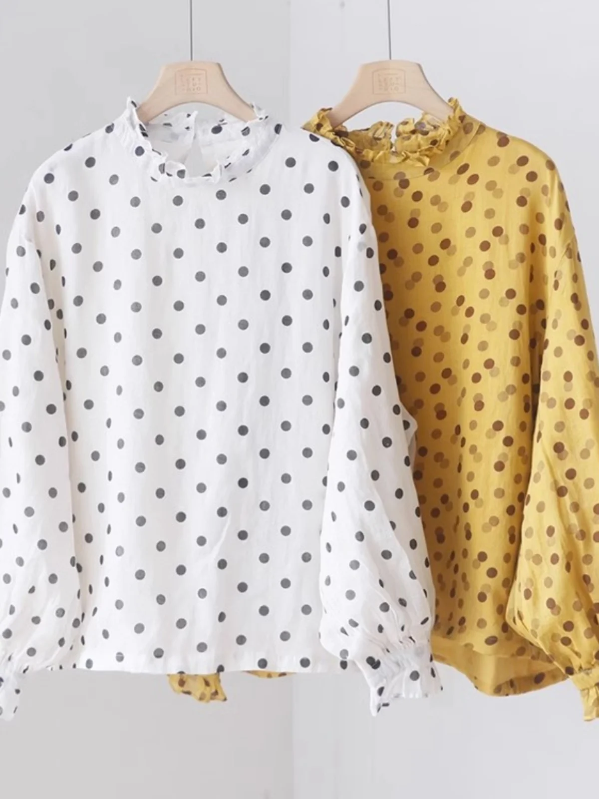 

Свободный крой в горошек с воланами Све женский льняной утюг винтажный художественный универсальный маленький топ с кружевной отделкой в Корейском стиле