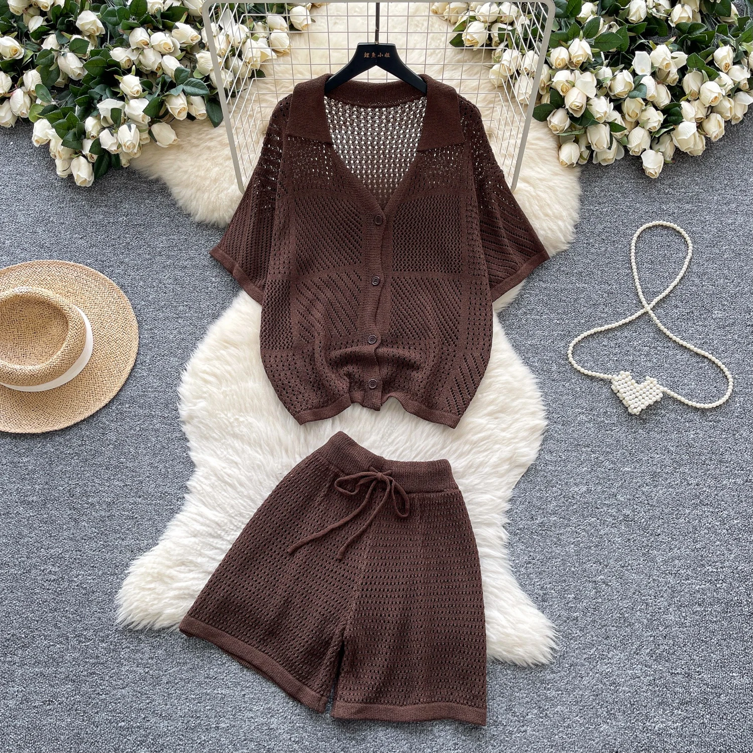 

Women Two Pieces Sets Chic hollow out Knit Top and Fashion Hotsweet High Waist Elastic Waist Wide short Pant Sets