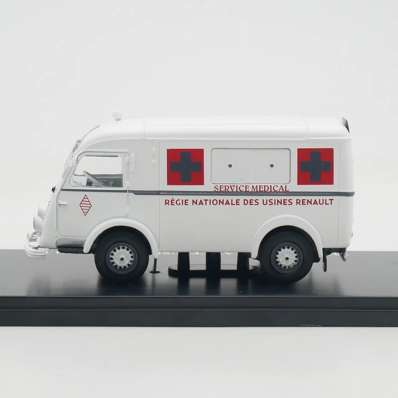 Diecast Ixo 1:43 Maßstab Renault 206 E1 AMBULANCE Legierung Automodell Sammlerstück Spielzeug Geschenk Souvenir Display Ornament