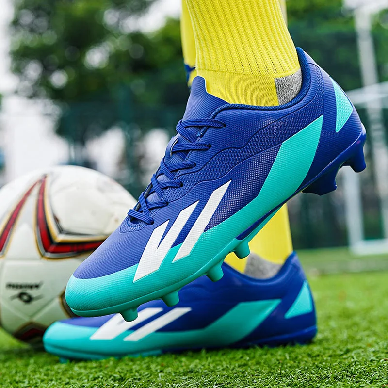 Men Football Shoes Breathable Indoor Training Soccer Shoes Futsal Long Spikes Ultralight Non-Slip Outdoor Sport Cleats Grass