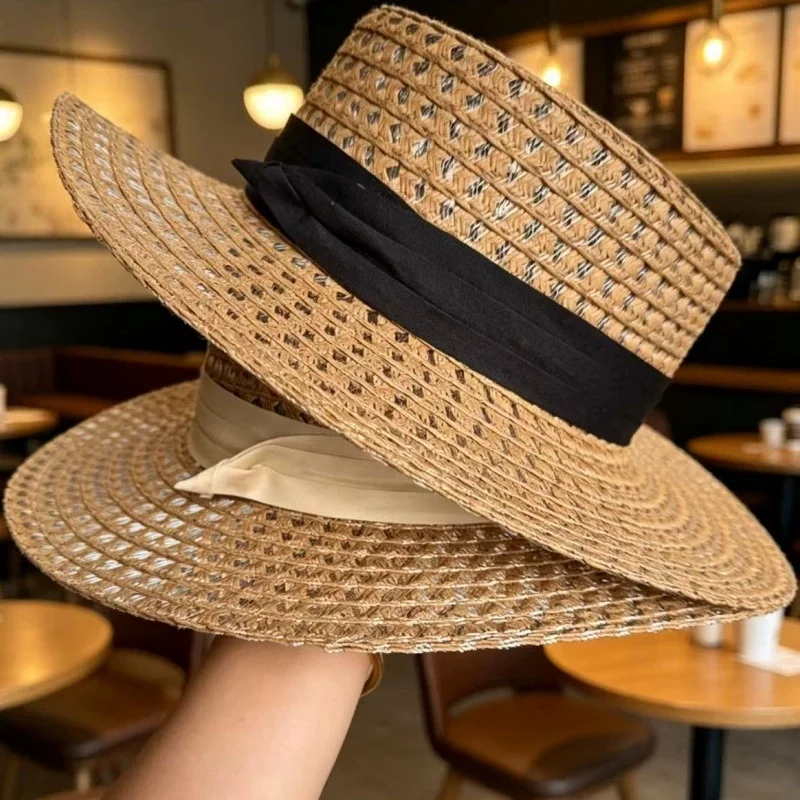 Men's and Women's Openwork Summer Straw Hats: Outdoor Beach Hats, Simple and Versatile Sun Hats, Decorative Straw Hats