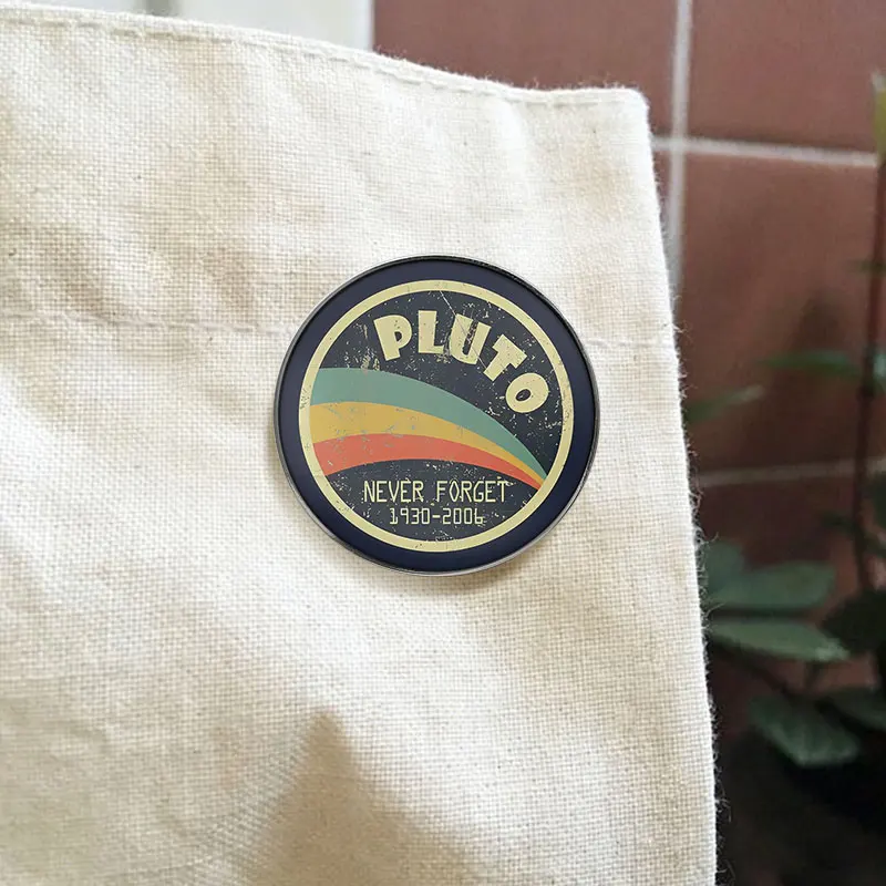 Retro Pluto Planet UV Printing Pin 
