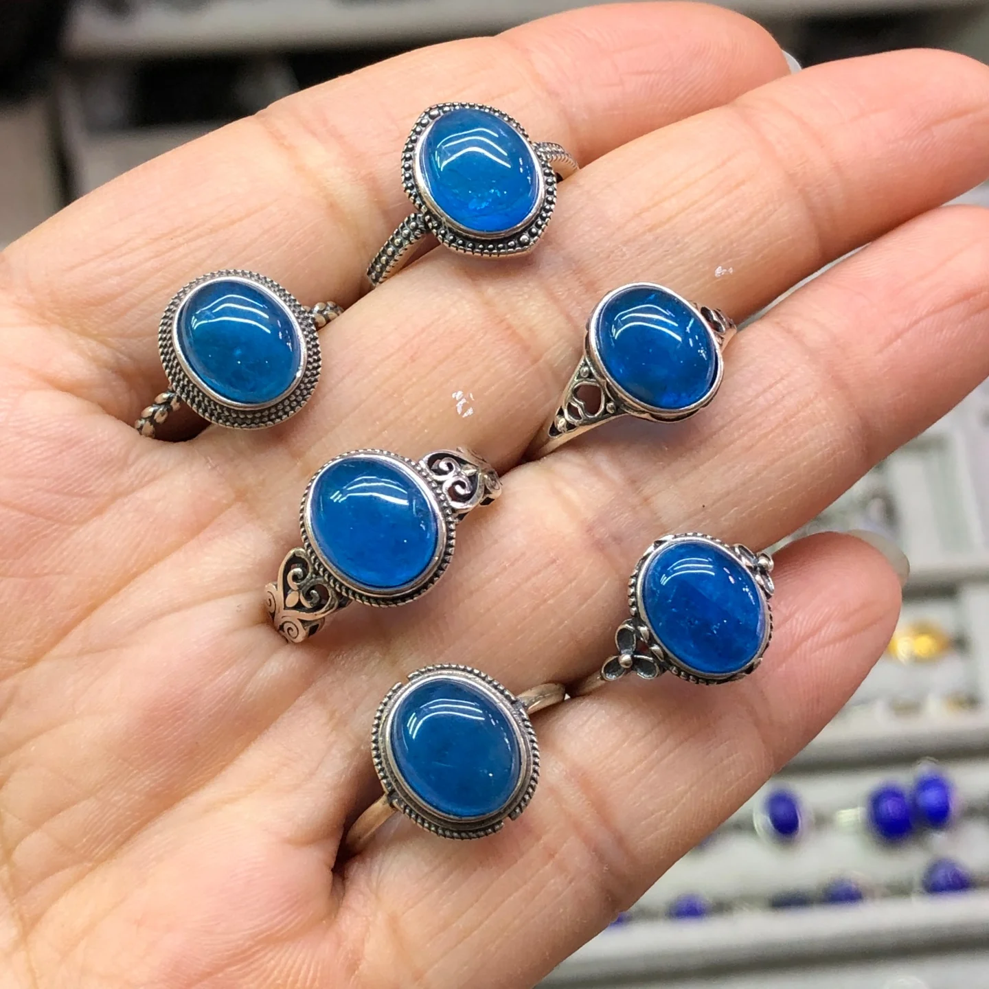 1 Pc Fengbaowu Natural Blue Apatite Ring 8x10MM Oval Cabochon 925 Sterling Silver Resizable Fashion Jewelry Gift Women