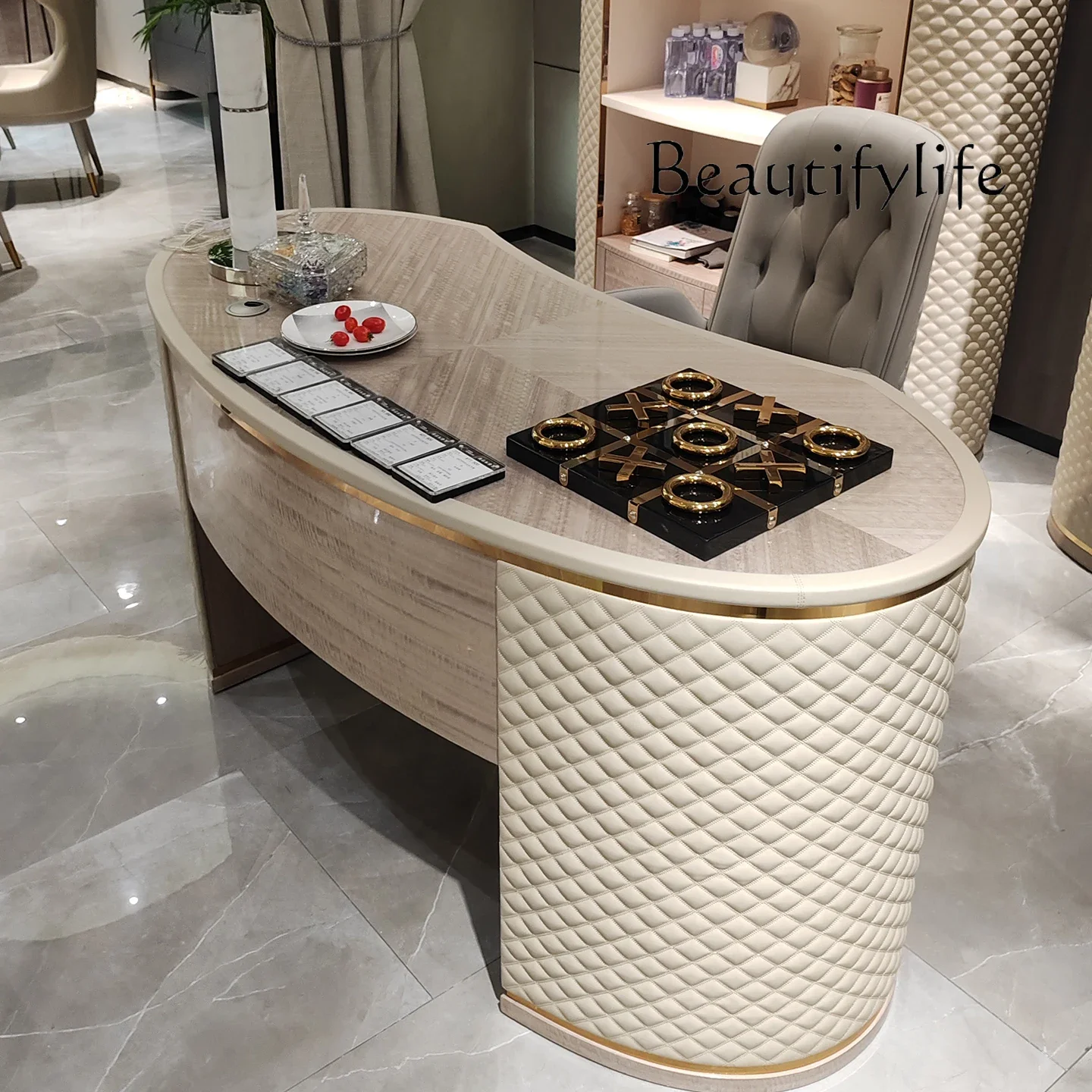 

N49 Итальянский светлый роскошный стол, роскошная модель, комнатный стол, модный креативный дизайн мебели для письменного стола