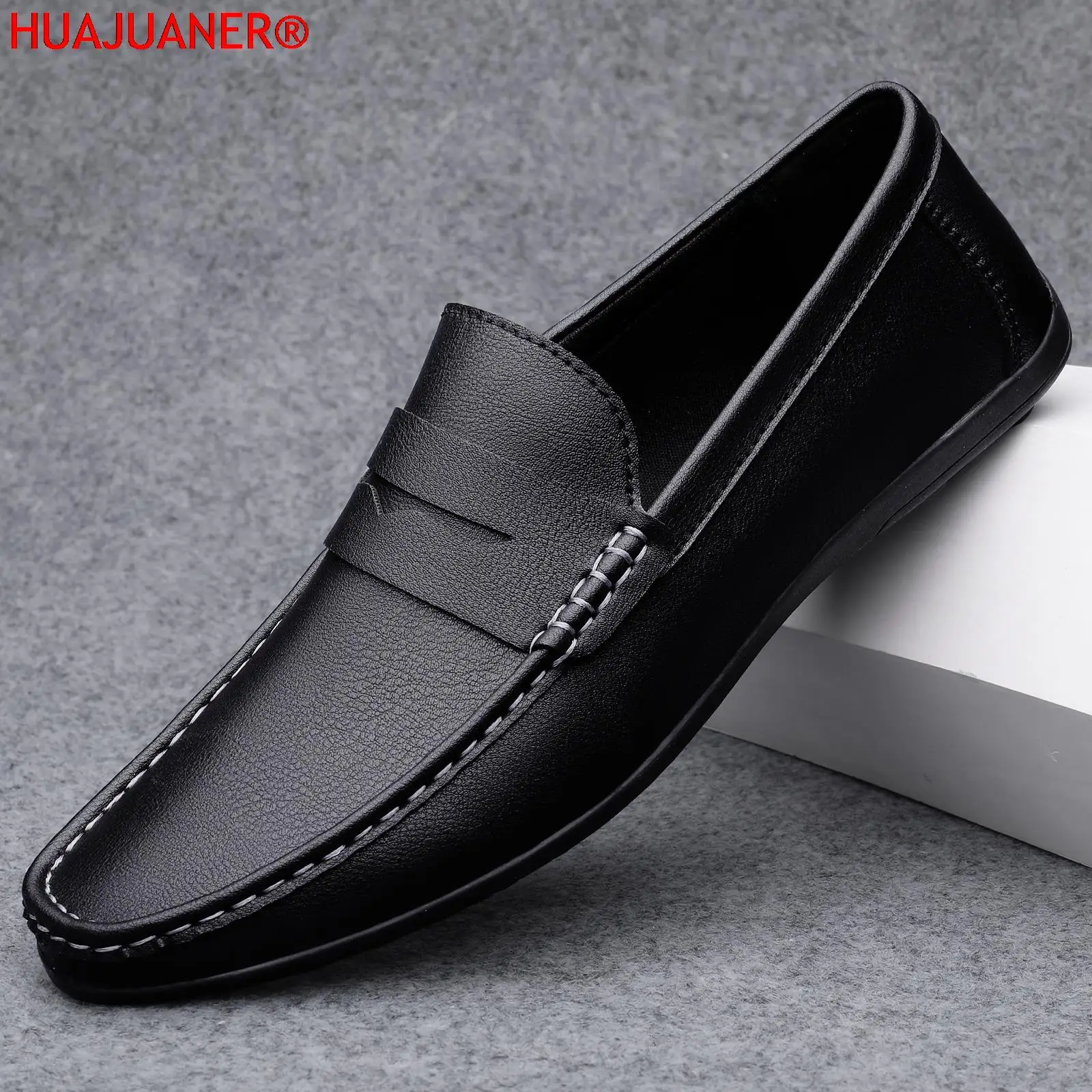 Verão masculino casual mocassins de couro sapatos mocassins moda luz branca preto tênis deslizamento-on condução apartamentos tamanho grande 38-47