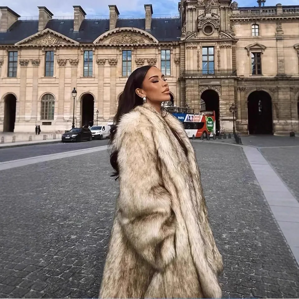 

Роскошное зимнее женское пальто из искусственного лисьего меха с градиентом, модные женские меховые куртки с длинными рукавами и лацканами, теплая уличная женская эко-пуховая шуба