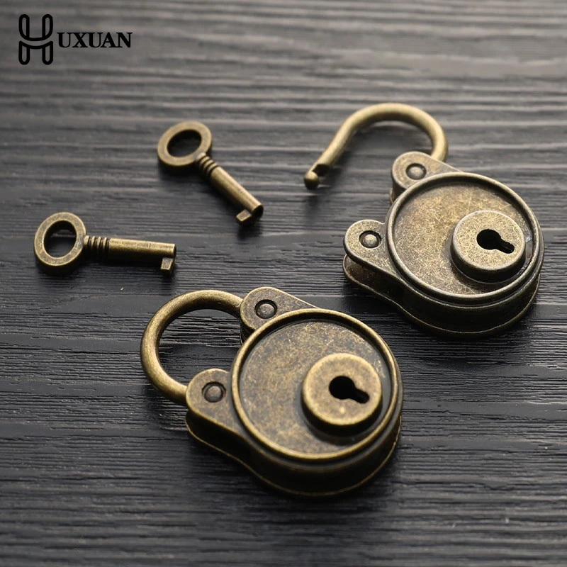 Vintage Padlock Chinese Old Style Lock Notebook Luggage Belt Antique Bronze Plated Padlock With Key Suitcase Locks Hardware