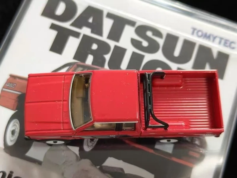 حقيقي في المخزون TAKARA TOMY TOMYTEC TLV 1/64 N321b & N320b Datsun 4WD سبيكة السيارات نماذج دييكاست مجموعة ألعاب السيارات #2