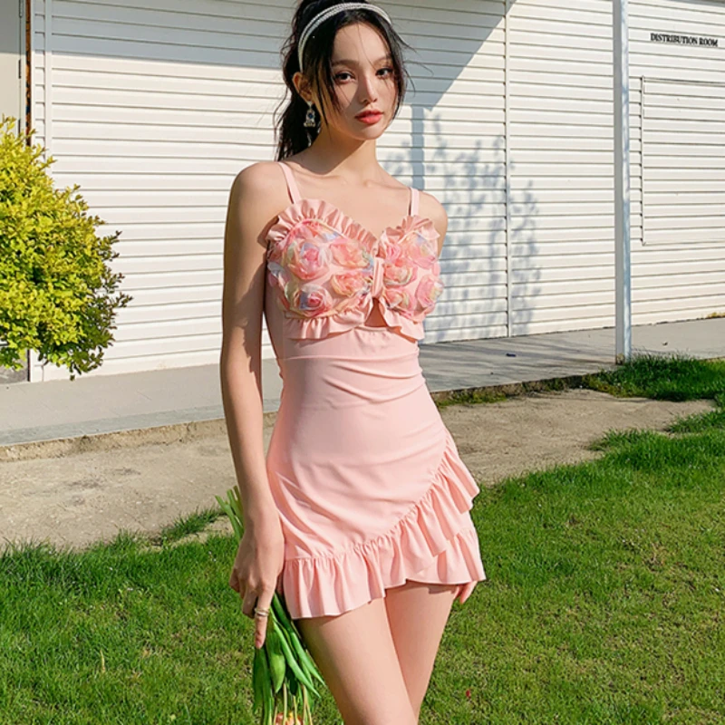 The Summer of 2026 New Featuring Fashionable Sweet and Cute Style Design Korean Version Slimming One-piece Swimsuit for Women
