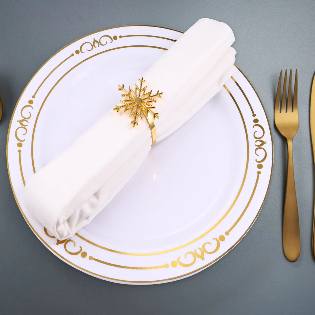 

6 Pcs Napkin Buckle Adornments Christmas Dining Table Decor Exquisite Clips Alloy Buckles Napkins Rings Creative Tissue