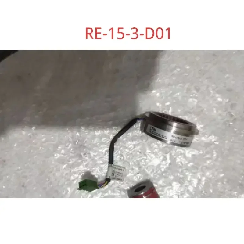 RE-15-3-D01 used tested ok Encoder RE 15 3 D01