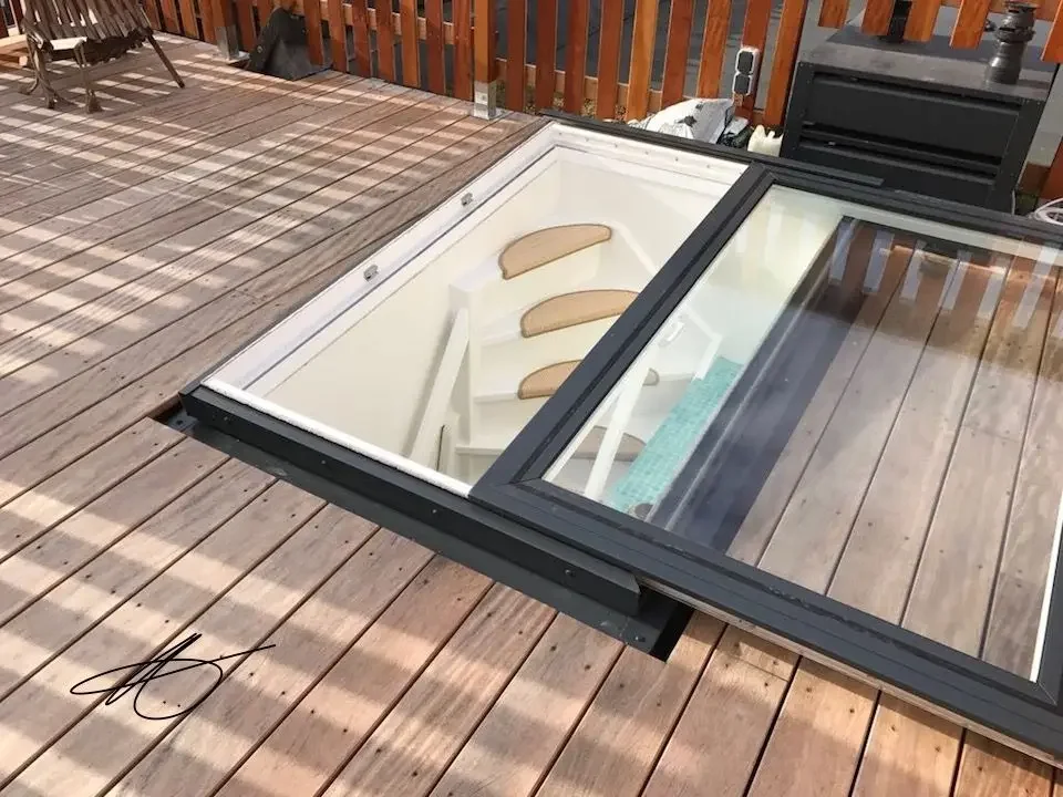 Gaoming Custom Rain-Proof Motorized Skylight Shades Add Light To The House Skylight Roof Window