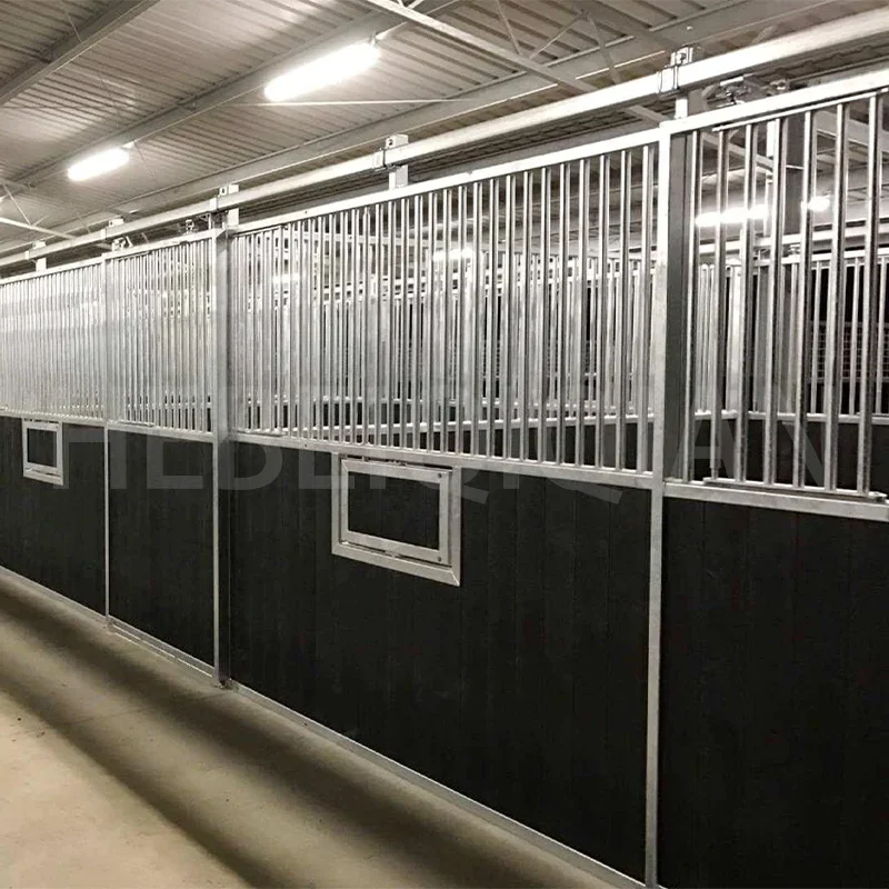 Rolling Feeder Board Door Bamboo Horse Stall Galvanized Steel Outdoor Horse Stable Stall Panel