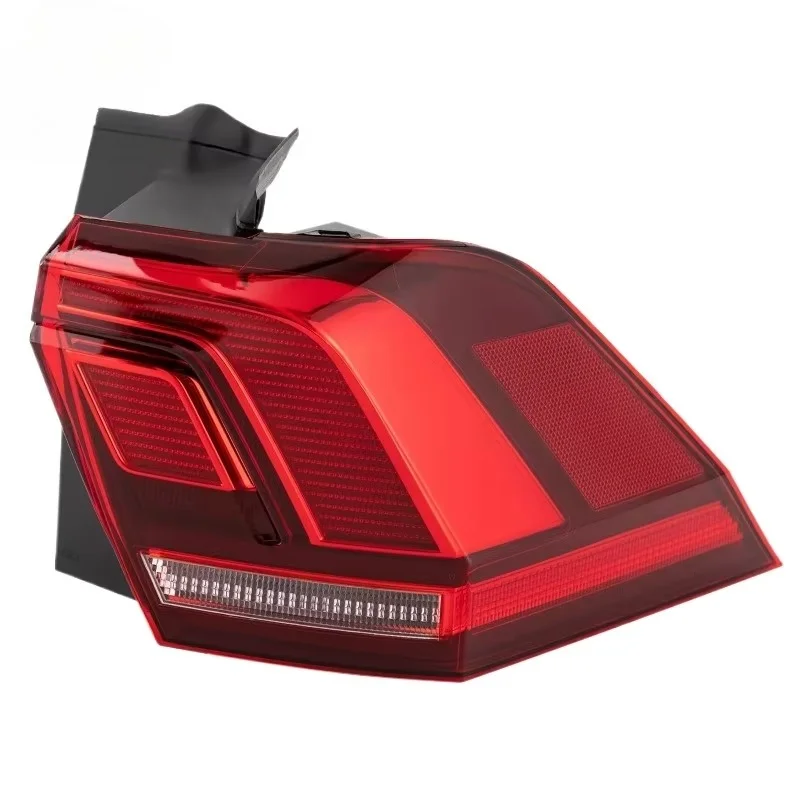 Car Rear Bumper Tail Light Turn Signal Light Brake Light Tail Lamp 5NN945095A 5NN945096A For Volkswagen Tiguan 2018-2023