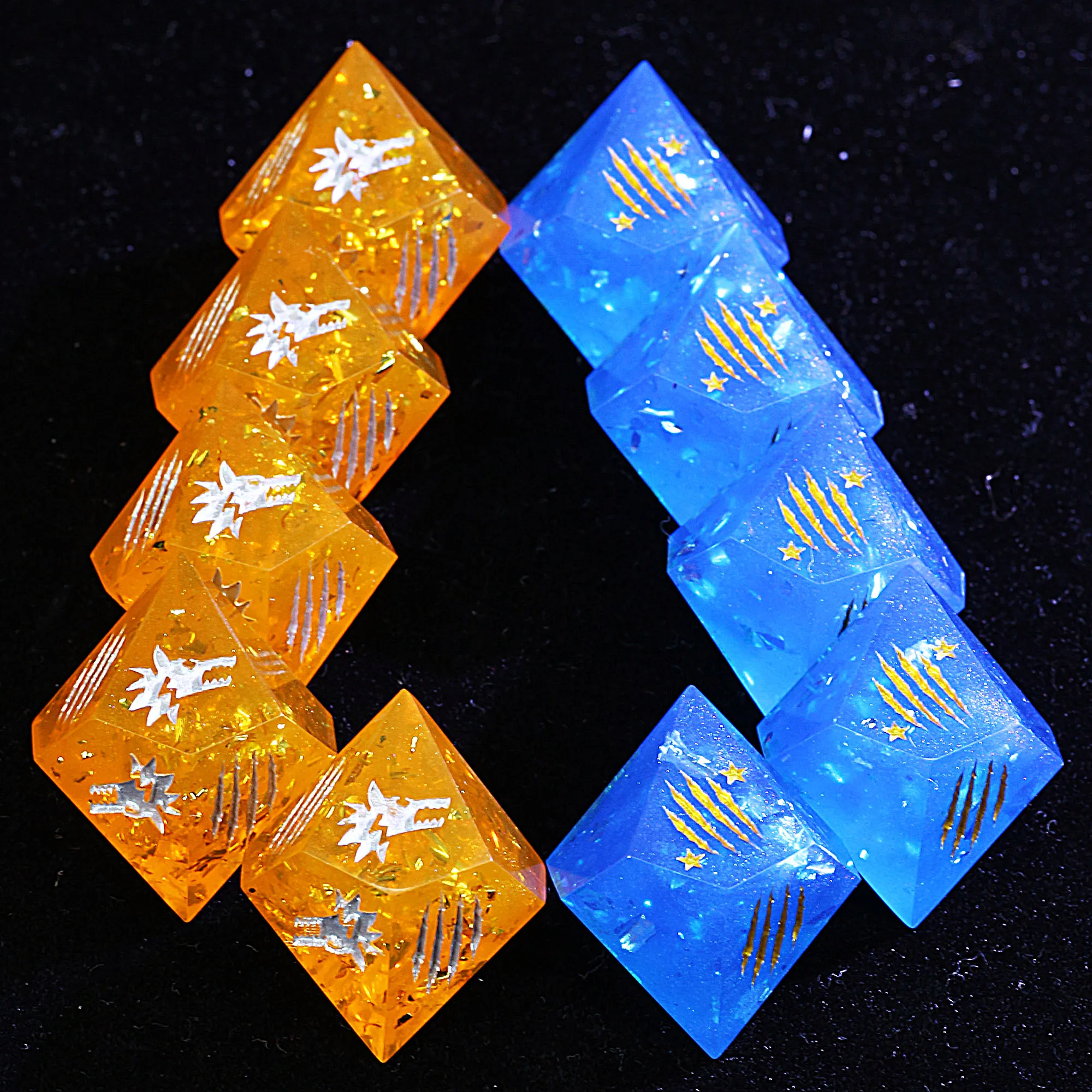 

15 Polyhedral Resin WtA Dice Set WoD Twilight Hunt