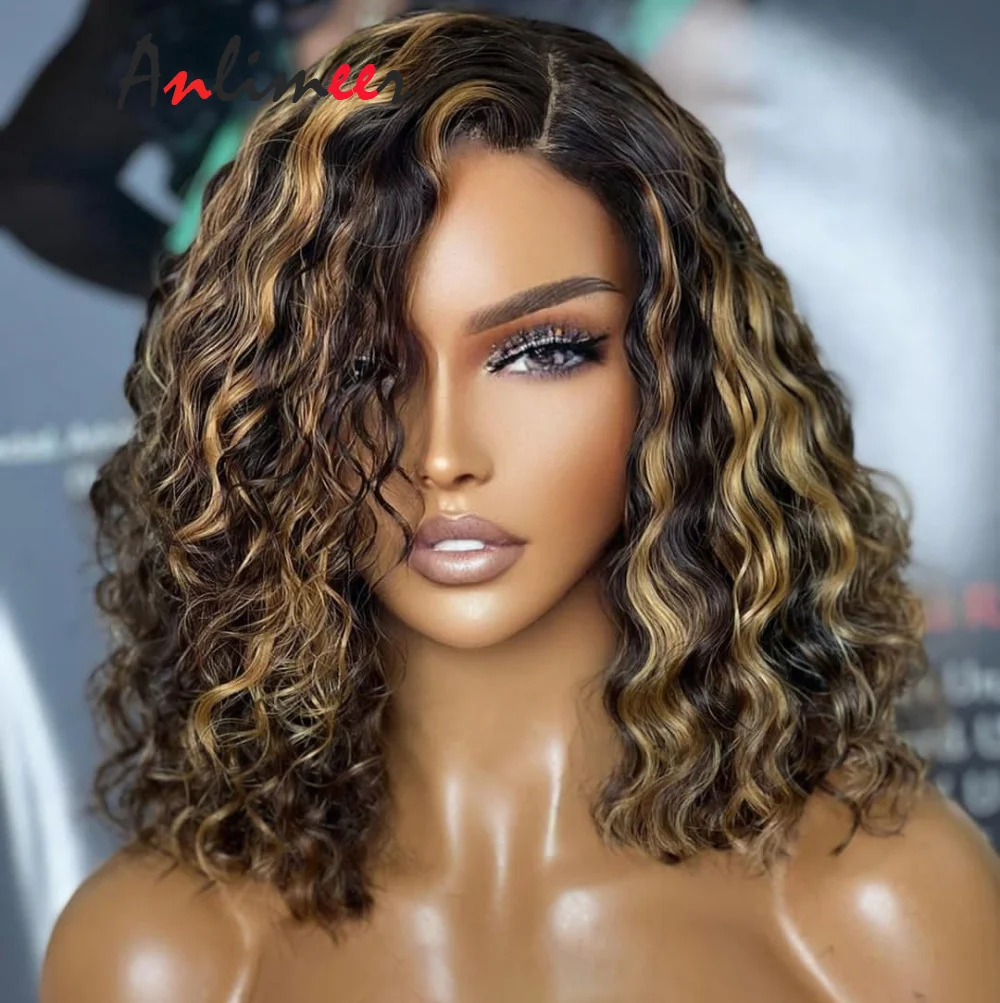 ฐานผ้าไหมวิกผมสตรอเบอร์รี่ Blone ไฮไลท์วิกผมสั้น Curly Wigs ด้านหน้าลูกไม้เส้นผมมนุษย์ Pre Pluncked กับลูกผมสำหรับผู้หญิงสีดำ