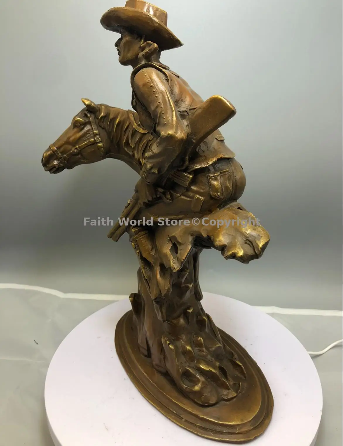 Collection top cool art bronze sculpture statue American culture Cowboy on horseback home office bar copper decoration art