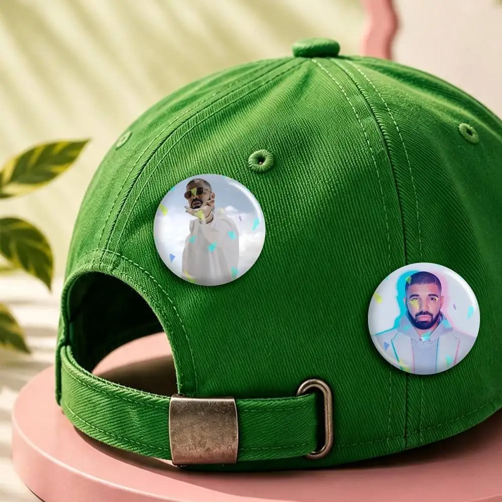 I-ICEMAN D-Drake the 6-God Round Brooch Pins, Personalized Badges With Broken Glass Design Fashion Accessory