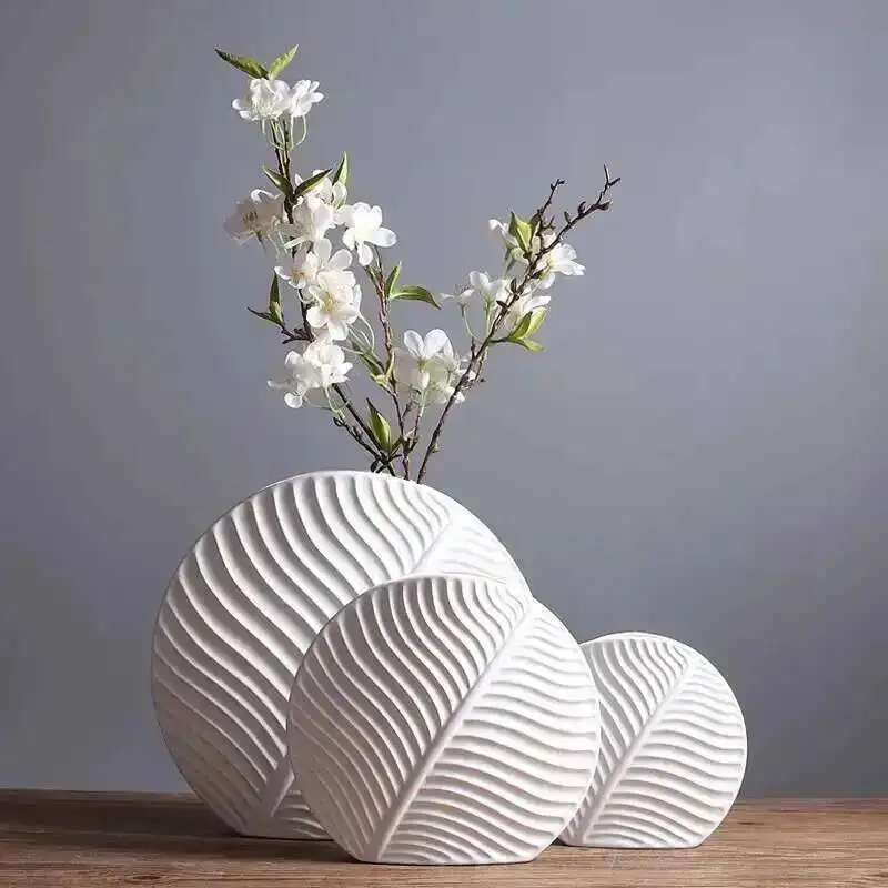 Minimalist White Porcelain Ceramic Vase White Narrow Strip Vase Decor Dried Flower Fresh Flower Display Light Luxury Craft Gift