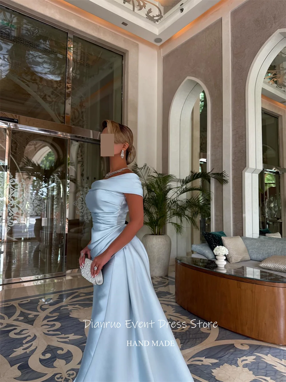 Dianruo Dubai Vestidos de noche de sirena con pliegues y hombros descubiertos Satén فساتmaveraAzul claro 2025 Vestidos de fiesta personalizados