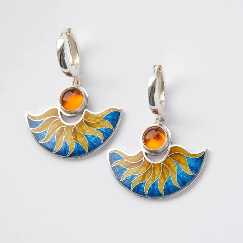 Pendientes Colgantes BKBK de Plata con Forma de Sol y Abalorios de Ámbar Naranja Natural, Pendientes de Aro para Mujer, Ideales para Bodas, Navidad, San Valentín, 4 de Julio, Joyería Nupcial Celestial Vintage para Novias, Damas de Honor, Adultas, Fiestas y Ocasiones Especiales
